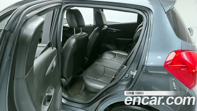 Chevrolet Korea Spark 2017 — photo 11