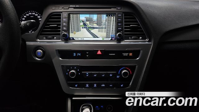 Hyundai Sonata 2016 — photo 15