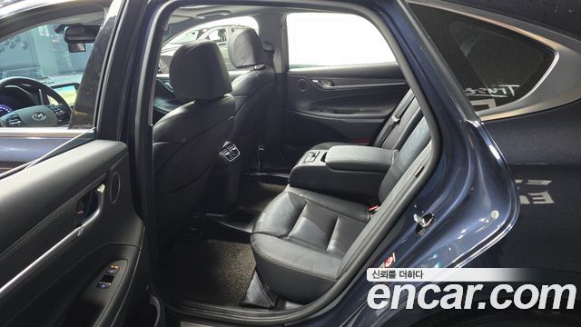 Hyundai Grandeur 2018 — photo 11