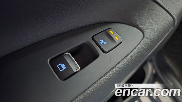 Hyundai Grandeur 2018 — photo 17
