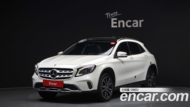Mercedes-Benz GLA-Class