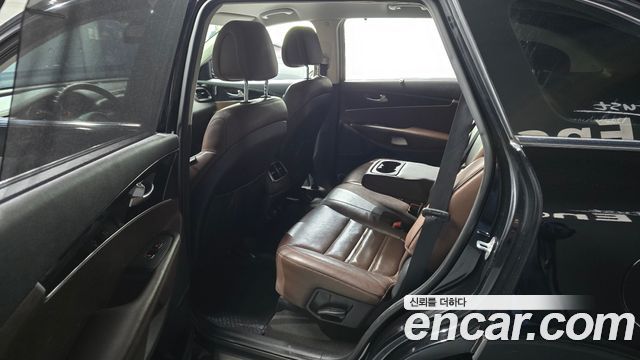 Kia Sorento 2015 — photo 11
