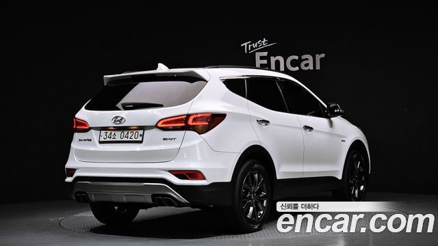 Hyundai Santafe 2017 — photo 2