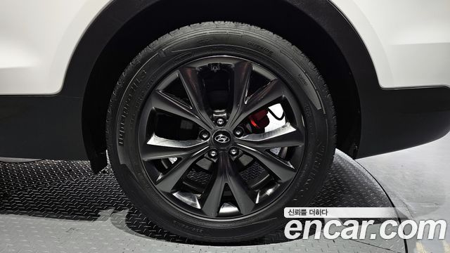 Hyundai Santafe 2017 — photo 5