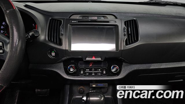 Kia Sportage 2012 — photo 14