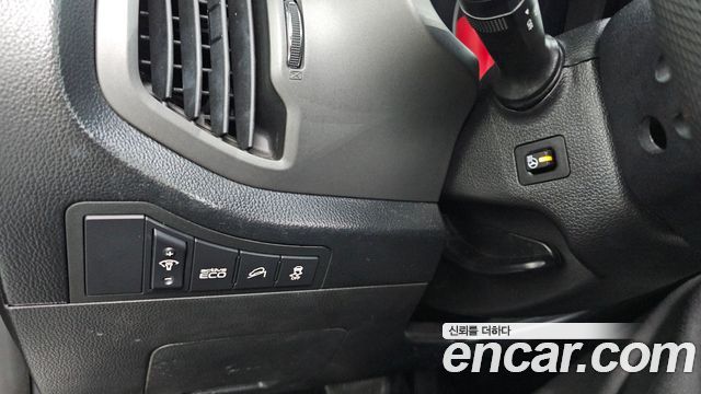 Kia Sportage 2012 — photo 15