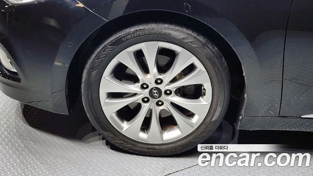 Hyundai Grandeur 2012 — photo 5