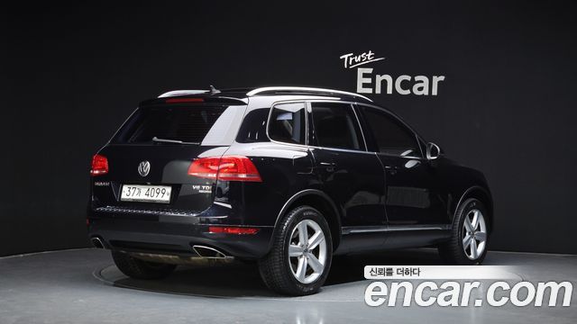Volkswagen Touareg 2014 — photo 2