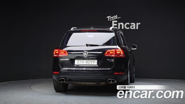 Volkswagen Touareg 2014 — photo 4
