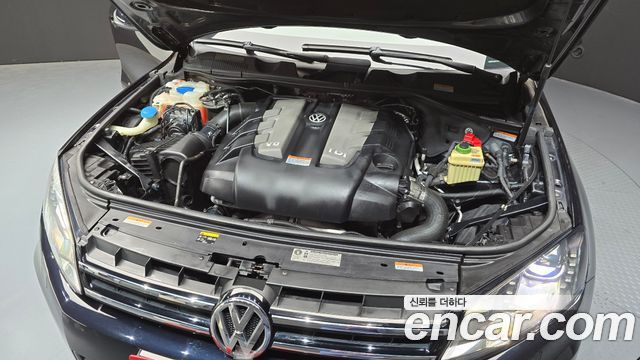 Volkswagen Touareg 2014 — photo 6
