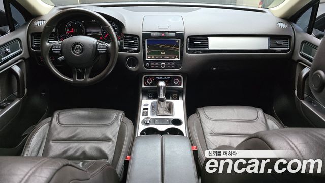 Volkswagen Touareg 2014 — photo 7