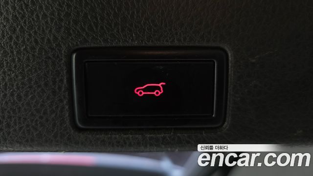 Volkswagen Touareg 2014 — photo 19
