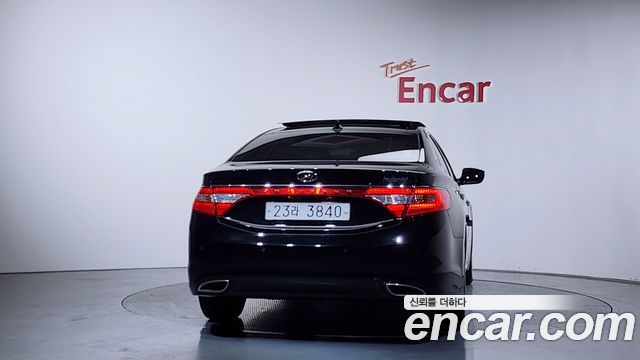 Hyundai Grandeur 2015 — photo 4