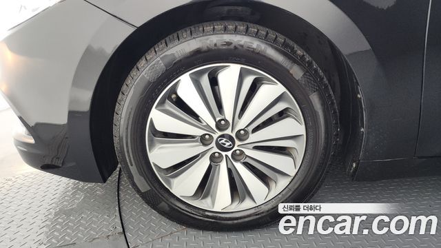 Hyundai Grandeur 2015 — photo 5