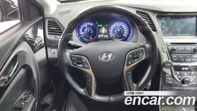 Hyundai Grandeur 2015 — photo 13