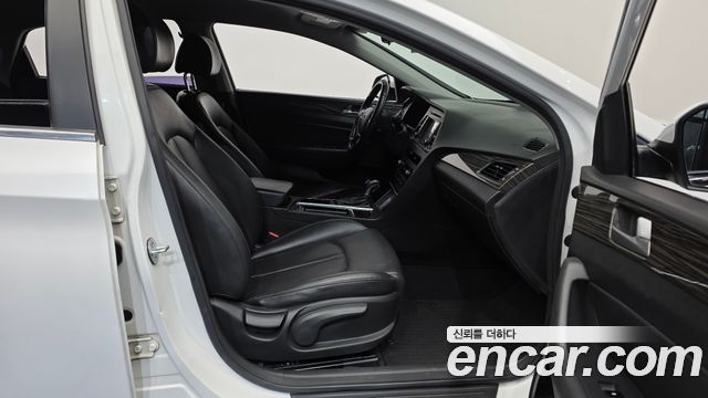 Hyundai Sonata 2015 — photo 11