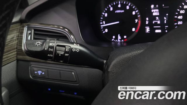 Hyundai Sonata 2015 — photo 17
