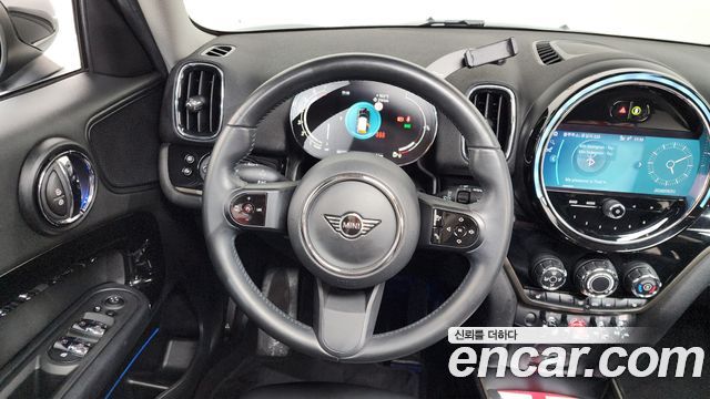 Mini Countryman 2022 — photo 13