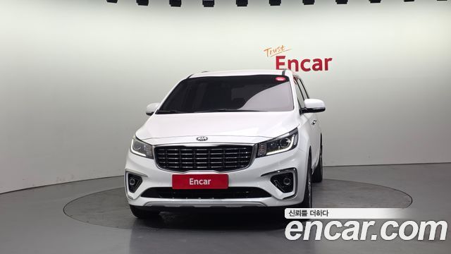 Kia Canival 2019 — photo 3