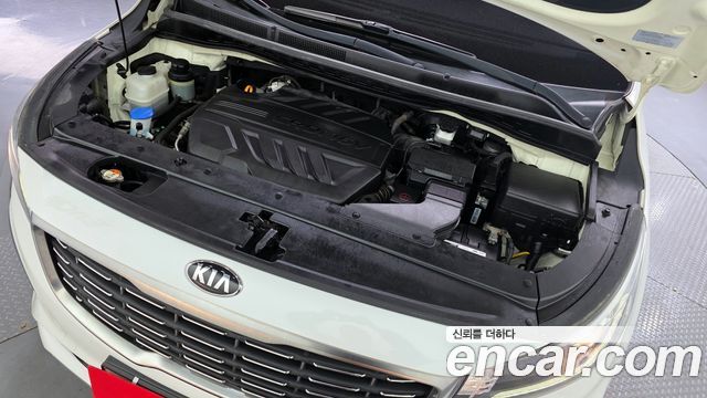 Kia Canival 2019 — photo 6