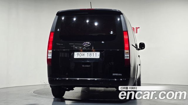 Hyundai Staria 2022 — photo 4