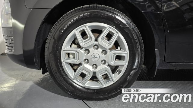 Hyundai Staria 2022 — photo 5