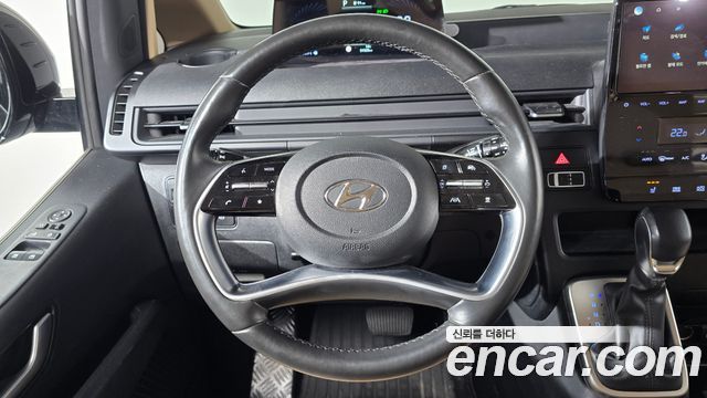 Hyundai Staria 2022 — photo 13