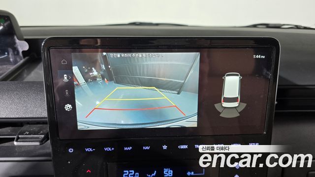 Hyundai Staria 2022 — photo 15