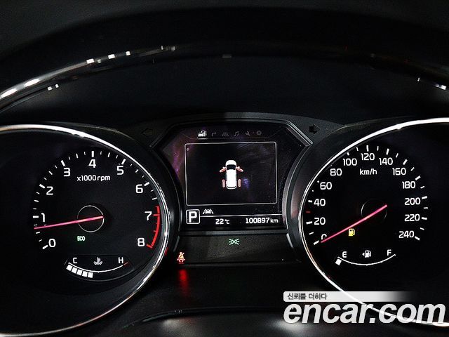Kia Canival 2017 — photo 20