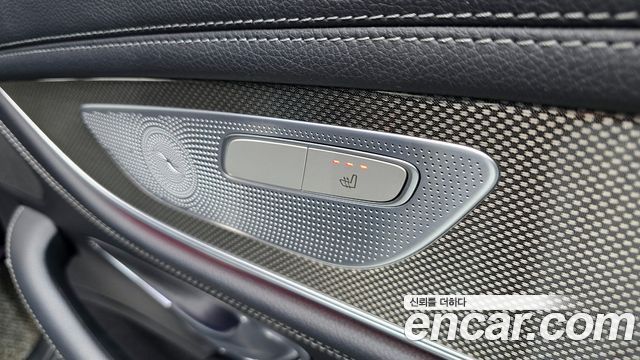 Mercedes-Benz CLS-Class 2019 — photo 19