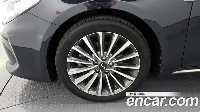 Kia K5 2017 — photo 5