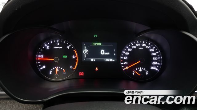 Kia K5 2017 — photo 8