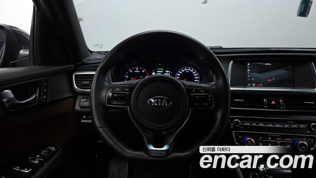 Kia K5 2017 — photo 13