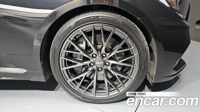 Genesis G80 2018 — photo 5