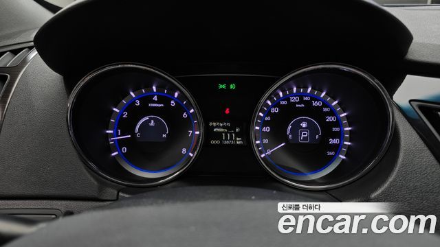 Hyundai Sonata 2012 — photo 8