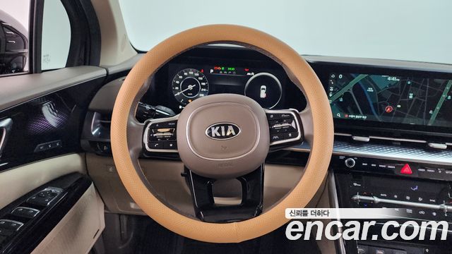 Kia Canival 2021 — photo 13