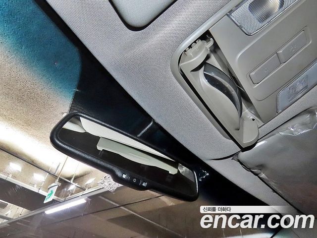 Kia Canival 2017 — photo 14