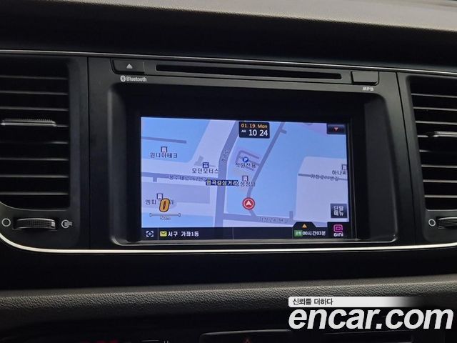 Kia Canival 2015 — photo 13