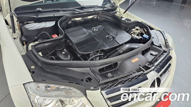 Mercedes-Benz GLK-Class 2011 — photo 6