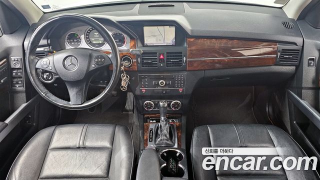 Mercedes-Benz GLK-Class 2011 — photo 7