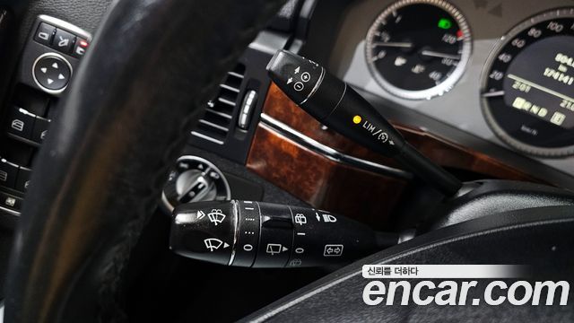Mercedes-Benz GLK-Class 2011 — photo 18
