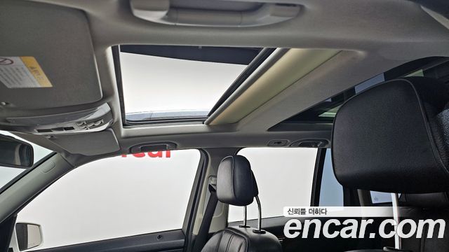 Mercedes-Benz GLK-Class 2011 — photo 19
