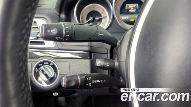Mercedes-Benz E-Class 2014 — photo 18