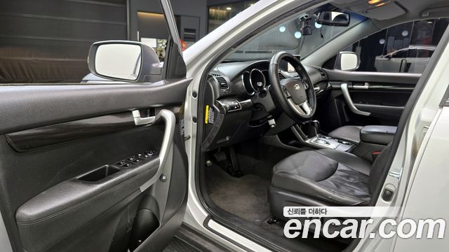 Kia Sorento 2011 — photo 11