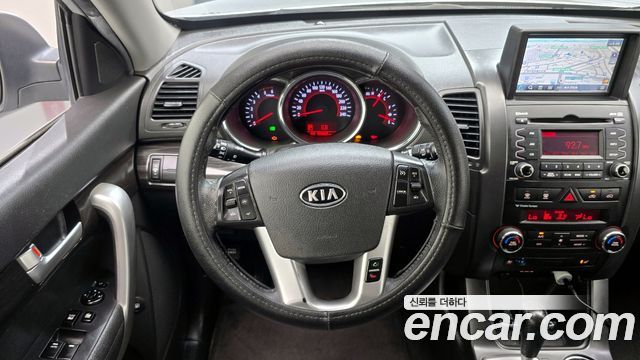 Kia Sorento 2011 — photo 14