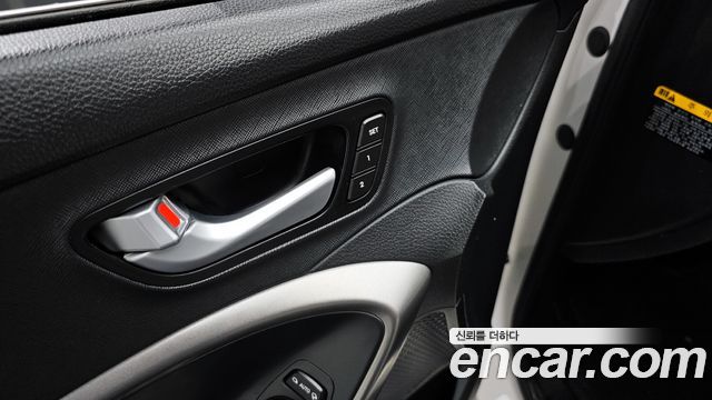 Hyundai Santafe 2015 — photo 17