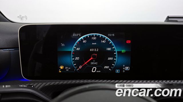 Mercedes-Benz A-Class 2020 — photo 8