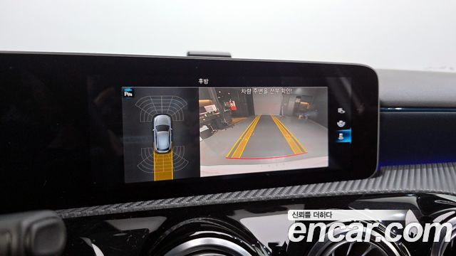 Mercedes-Benz A-Class 2020 — photo 15