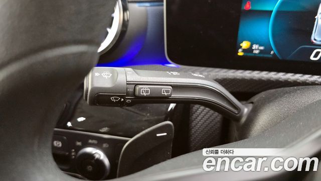 Mercedes-Benz A-Class 2020 — photo 18