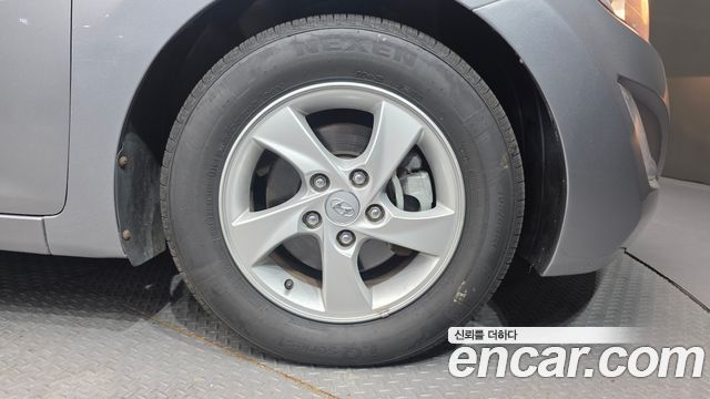 Hyundai AVANTE 2015 — photo 5